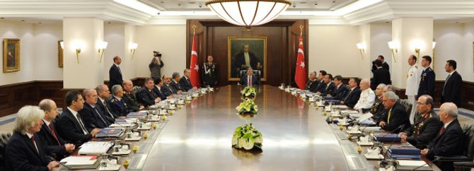 Erdoğan, MGK üyesi bakanlarla bir araya geldi