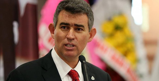 'Devlete hepimiz omuz vermeliyiz'