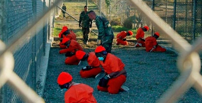Guantanamo'daki tutuklu sayısı ilk kez 100'ün altında