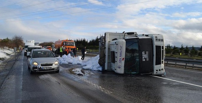 Silivri'de trafik kazası: 16 yaralı