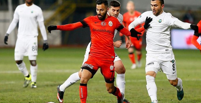 Galatasaray kupada ilk kez puan kaybetti