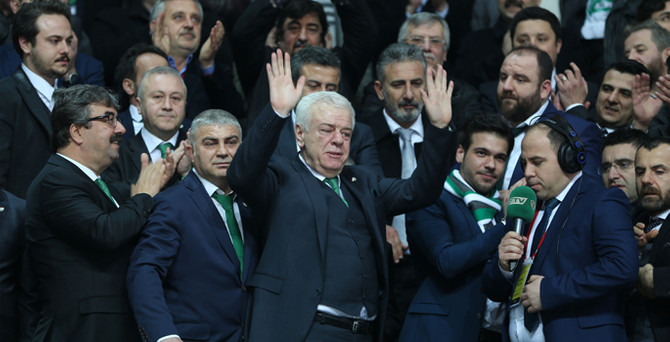 Bursaspor'un yeni başkanı Ali Ay oldu