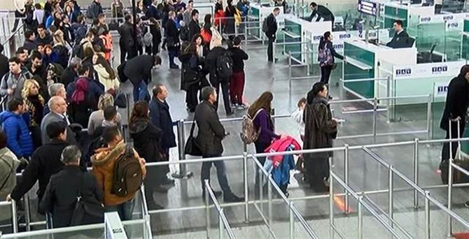 Atatürk Havalimanı'nda sömestr yoğunluğu