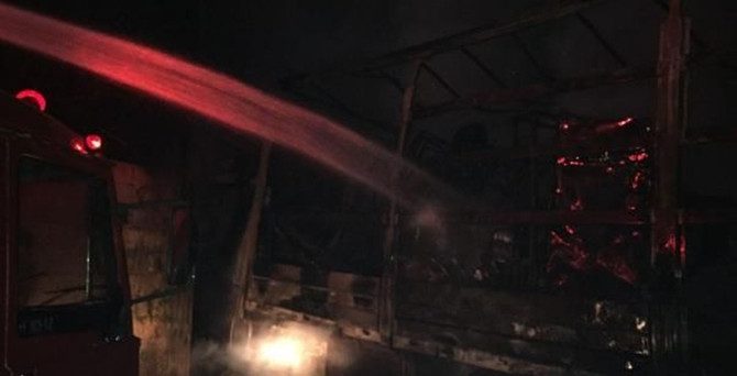 Nusaybin'de polis aracına saldırı