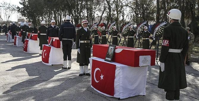 Sur şehitleri için Diyarbakır'da tören düzenlendi