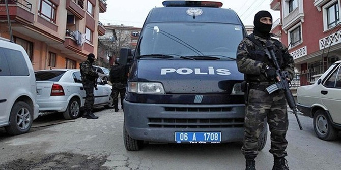 Başkentte iki terörist gözaltına alındı