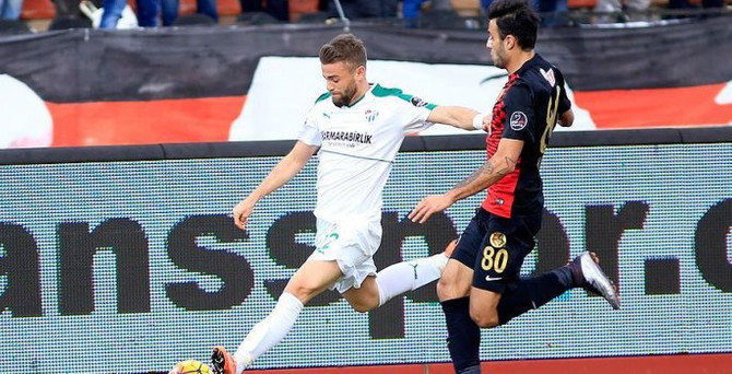 Timsah, üç puanı tek golle aldı