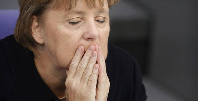 Almanya'da Merkel'e destek azalıyor