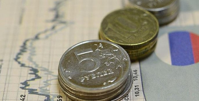 Rusya'nın bütçe açığı 1,52 trilyon ruble