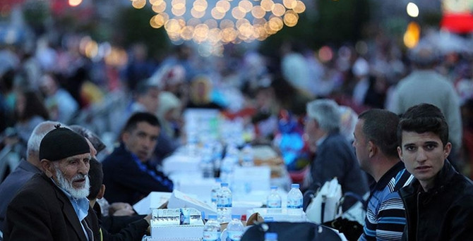 Ramazan sofraları binlerce kişiyi misafir edecek