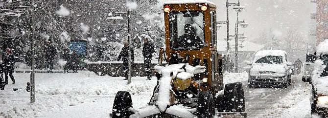 Batı'da deniz keyfi, Doğuda kar çilesi ile ilgili görsel sonucu