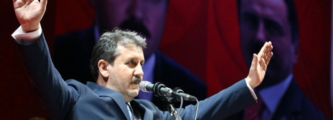 BDP'li belediyeleri PKK'nın atadığı görevliler yönetiyor