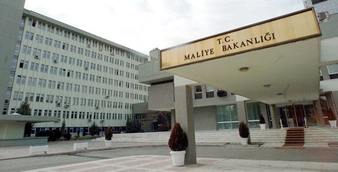 Kapanan okullar kayıt paralarını iade edecek mi?
