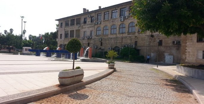Mersin Büyükşehir Belediyesi'ne operasyon