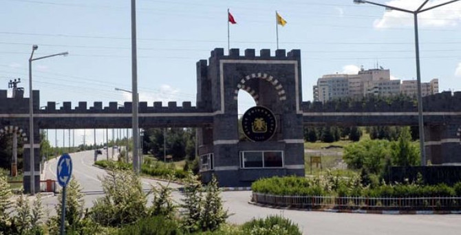 Dicle Üniversitesinde 91 kişi açığa alındı