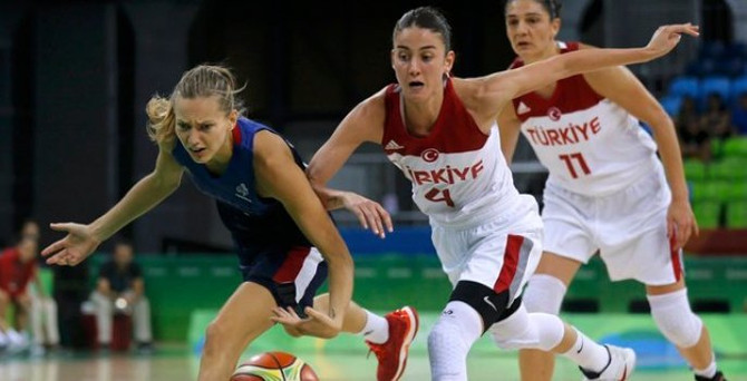 Potanın Perileri Rio'ya yenilgiyle başladı