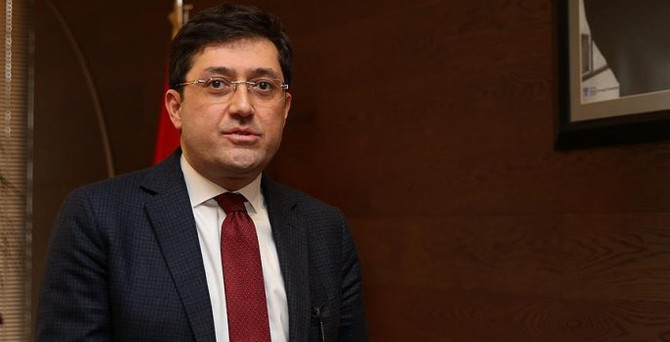 Belediye Başkanı Hazinedar'a yurt dışı yasağı