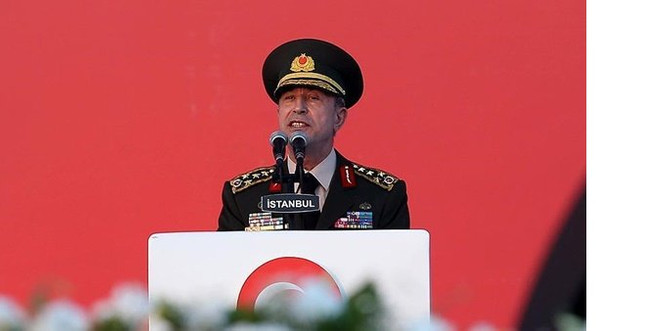 'Demokrasi ve Şehitler Mitingi'nde Akar sürprizi