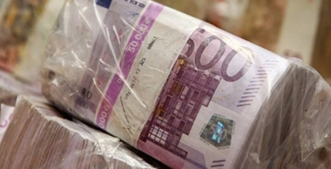 Euro Bölgesi'nde yatırımcı güveni yükseldi