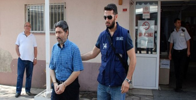 Eski rektör tutuklandı