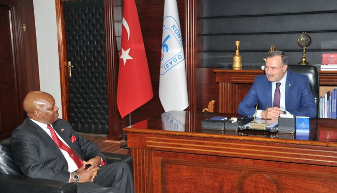 Ruanda Büyükelçisi KSO'yu ziyaret etti