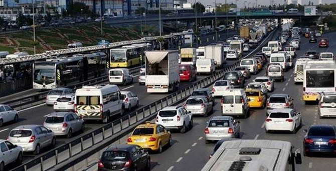 Trafik sigortasında prim düşüşü sürüyor