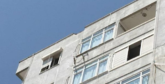 İnşaat iskelesi çöktü: 3 işçi öldü