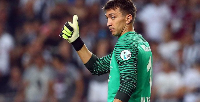 Muslera Fenerbahçe ve Beşiktaş'ı ikiye katladı