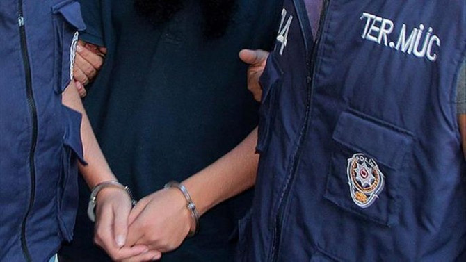 Kilis'te bir emniyet müdürü ile 2 polise tutuklama