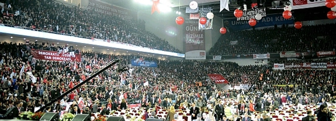 Halk 'ekonomik' muhalefet istiyor