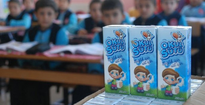 Okul sütü programına devam