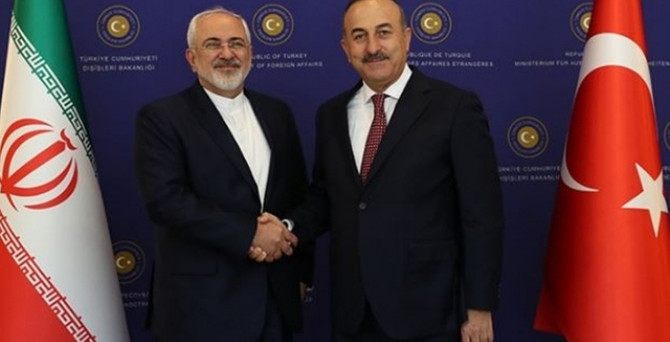 Çavuşoğlu, ziyaret öncesi İran'a uğradı