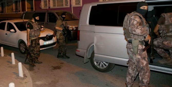 İstanbul'da şafak vakti operasyon