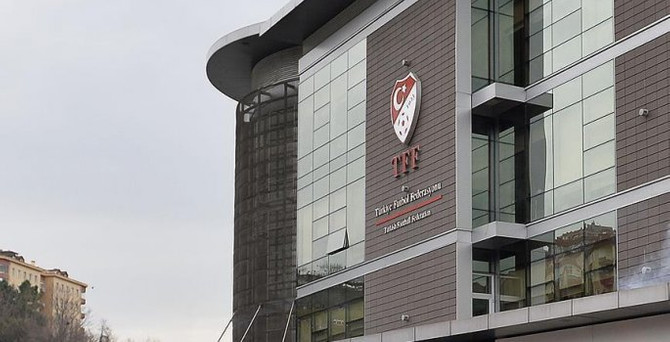 TFF'de üst düzey istifa