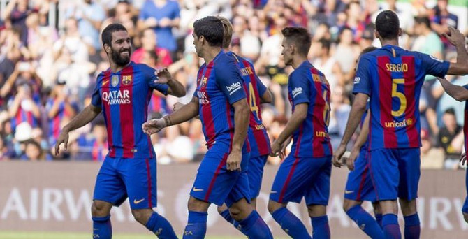 Barcelona lige 6 golle başladı