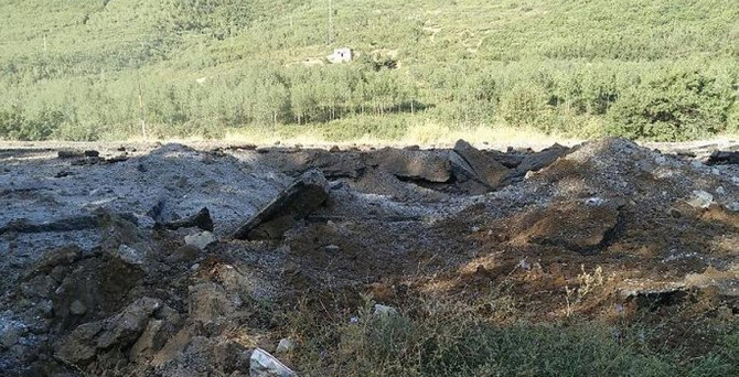 Karayoluna döşenen patlayıcı imha edildi