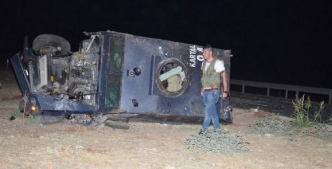 Şanlıurfa'da polise bombalı saldırı: 1 şehit, 3 yaralı