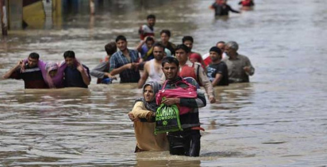 Hindistan'da sel felaketi:17 ölü