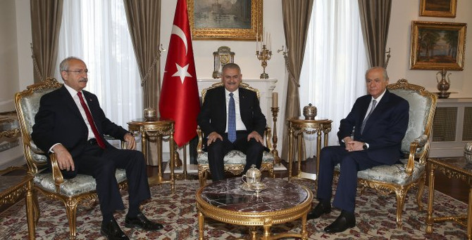Liderler bir araya geldi