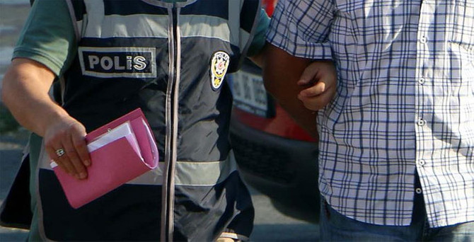 Ünlü işadamı tutuklandı