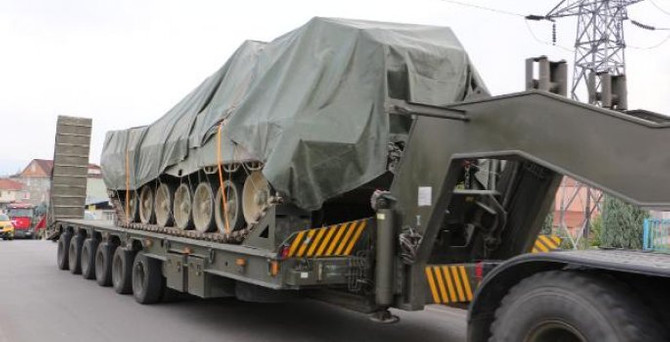 Kocaeli'de tank hareketliliği