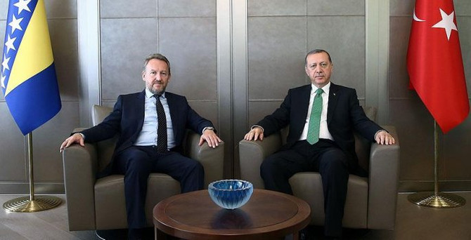 Erdoğan, İzzetbegoviç ile görüştü