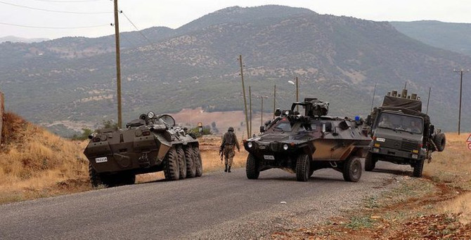 Hakkari'de 3 terörist etkisiz hale getirildi