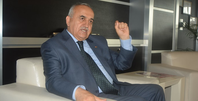'Bürokrasi önemli projelerde önümüzü tıkıyor'