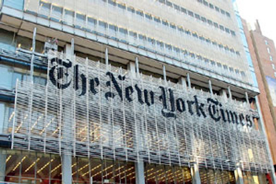 New York Times: Türkiye'de demokrasi eşikten döndü