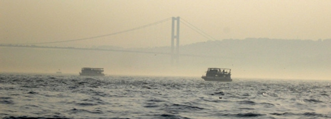 İstanbul Boğazı gemi trafiğine kapatıldı