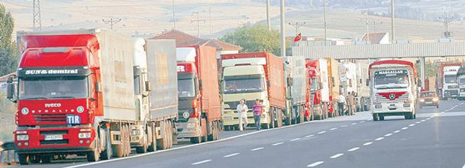 Hamzabeyli Kapısı'nda geçişler yeniden başladı