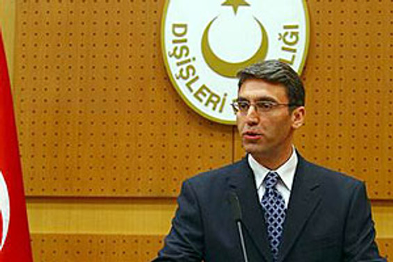 Burak Özügergin görevinden ayrılıyor