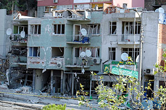 İzmir'deki saldırıda 8 kişi tutuklandı