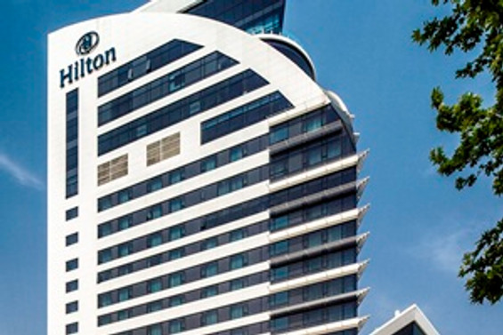 Hilton’da büyük ortak hisse satıyor